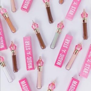 Jeffree Star Concealer Magic Star🌟 Shade C7